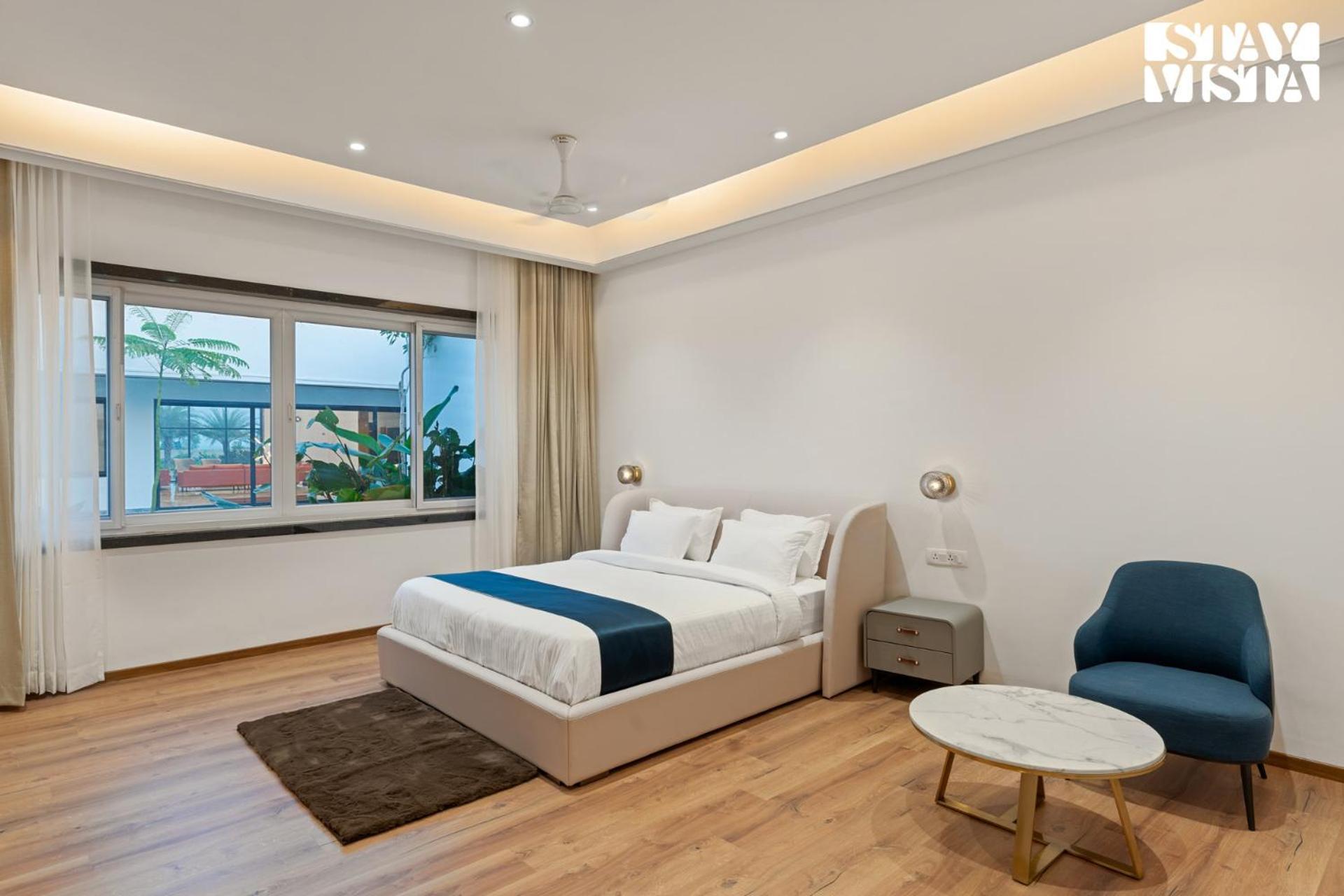 Stayvista At Aj House With Pvt Pool & Projector Set-Up Hyderabad Exterior photo